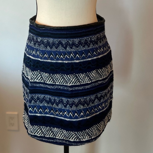 Zara Blue Pattern Mini Skirt - Picture 9 of 14